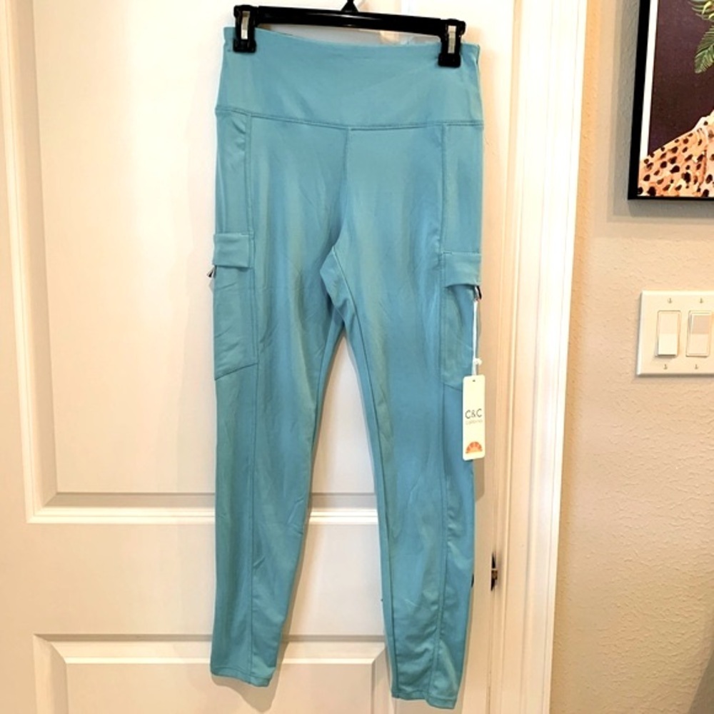 C&C California Maui Blue Cargo Leggings NWT Size Small